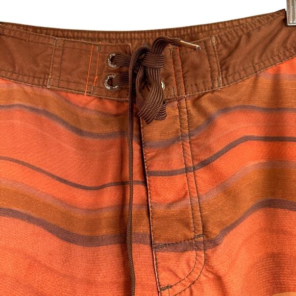 Prana Men's Striped Swim Board Shorts Size 34 - Picture 6 of 7